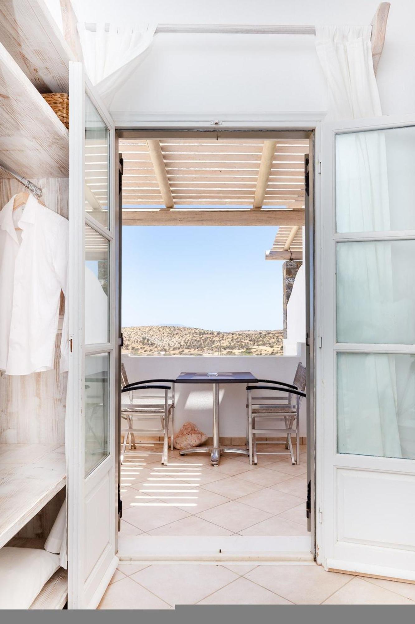 Hotel Harama Schoinoussa Bagian luar foto